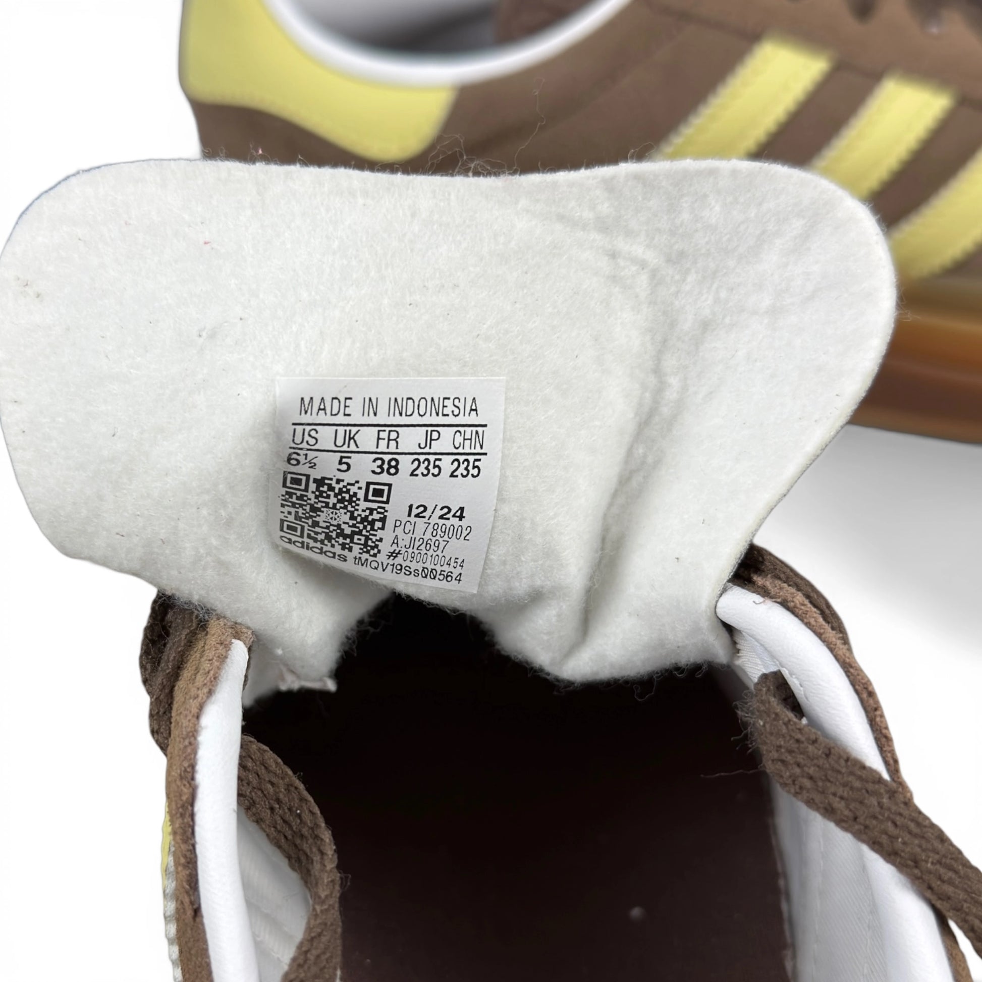 adidas Gazelle Bold Earth Strata Powder Yellow (Women’s) JI2697 – EU 38, brand new with original box