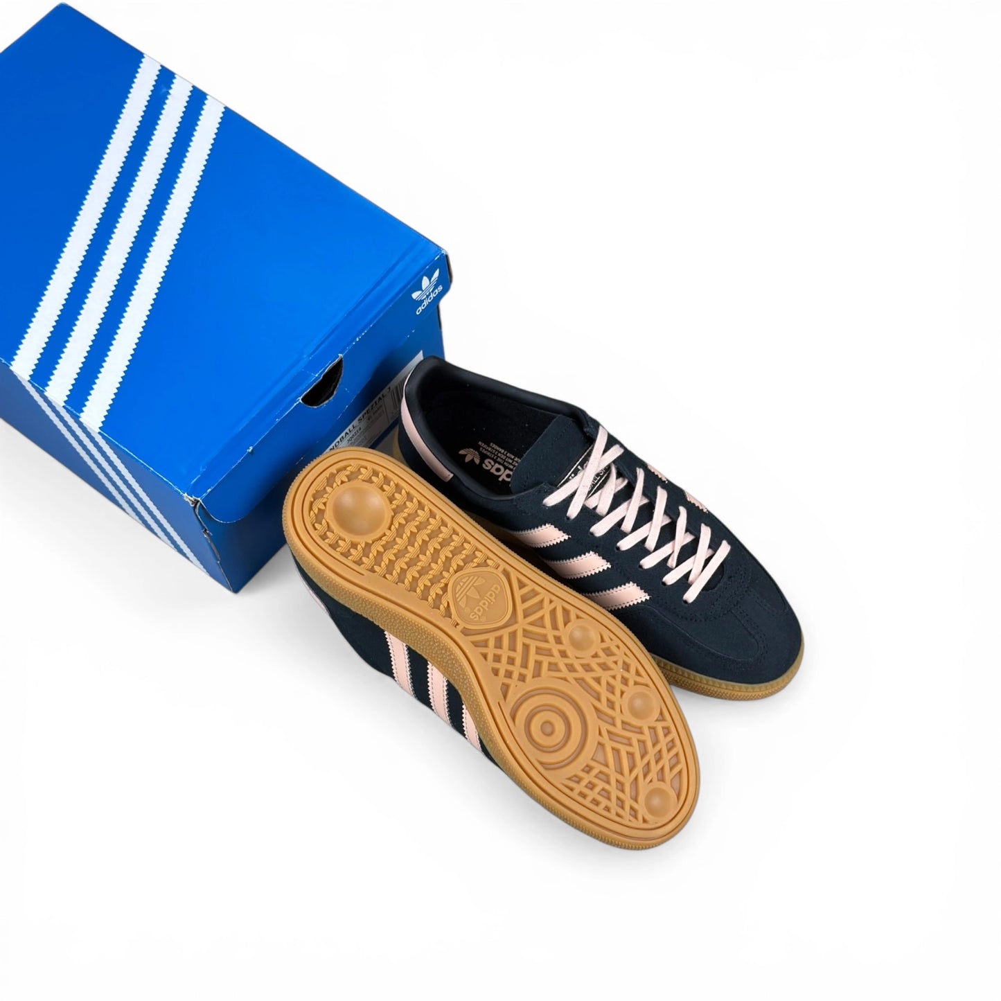 adidas Handball Spezial Black Powder Coral Gum JQ0214 – EU 38 2/3, brand new with original box