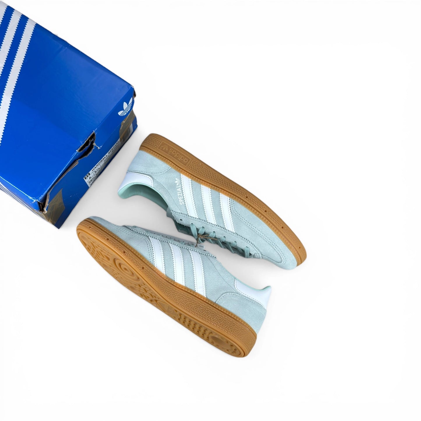 adidas Handball Spezial Ash Green / White / Gum (Junior’s) JR4970 – EU 38 2/3, brand new with original box