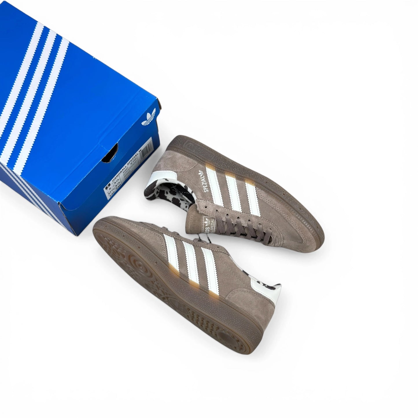 adidas Handball Spezial Chalky Brown Cow Print (Women’s) – size EU 37 1/3, brand new with original box