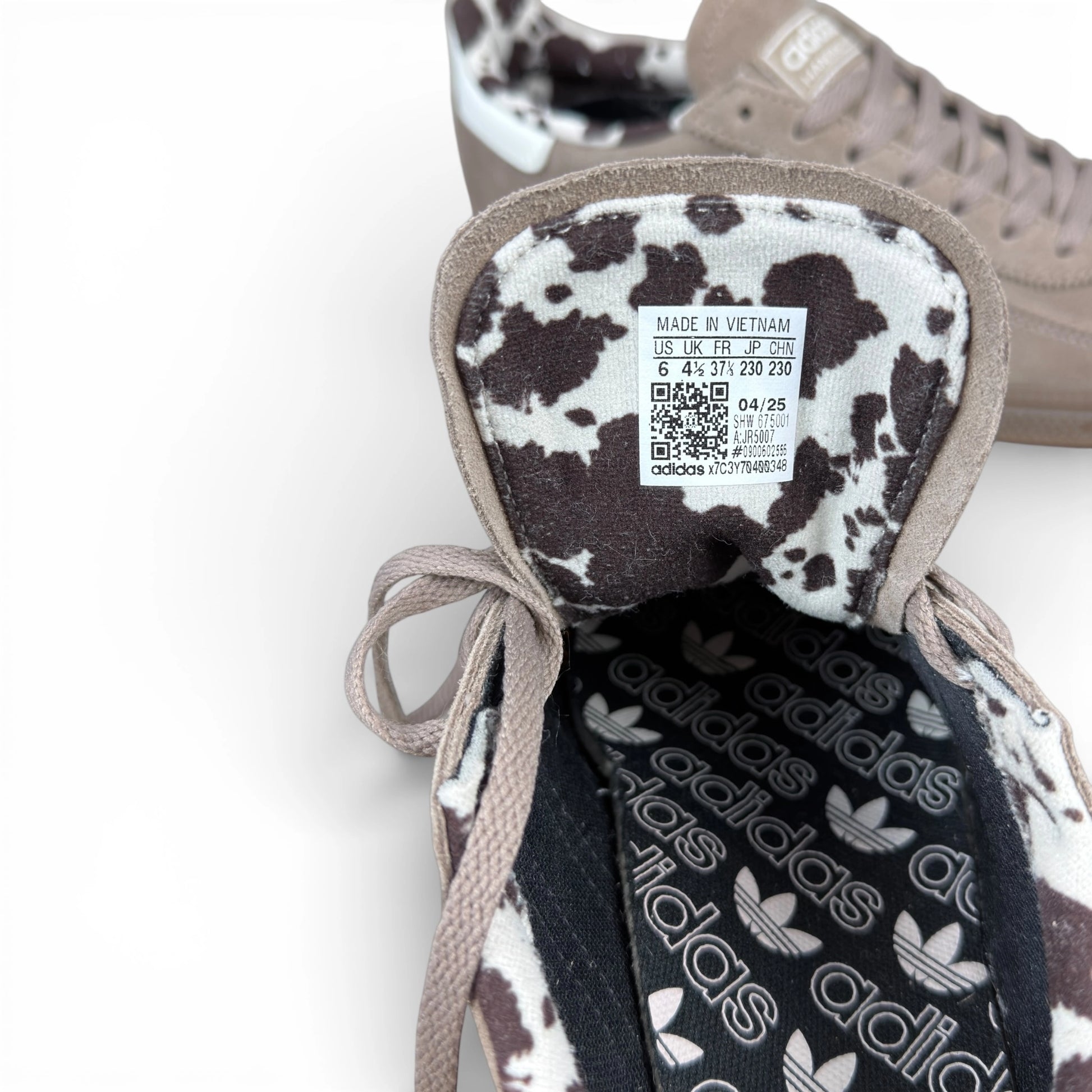 adidas Handball Spezial Chalky Brown Cow Print (Women’s) – size EU 37⅓, brand new with original box