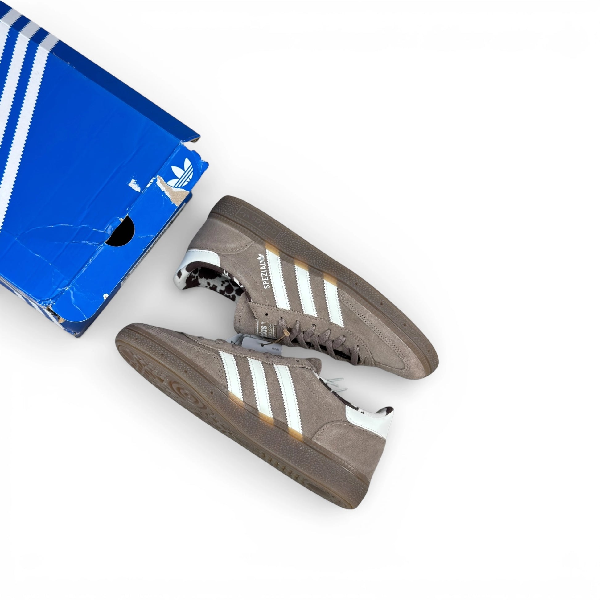 adidas Handball Spezial Chalky Brown Cow Print (Women’s) – size EU 39⅓, brand new with original box