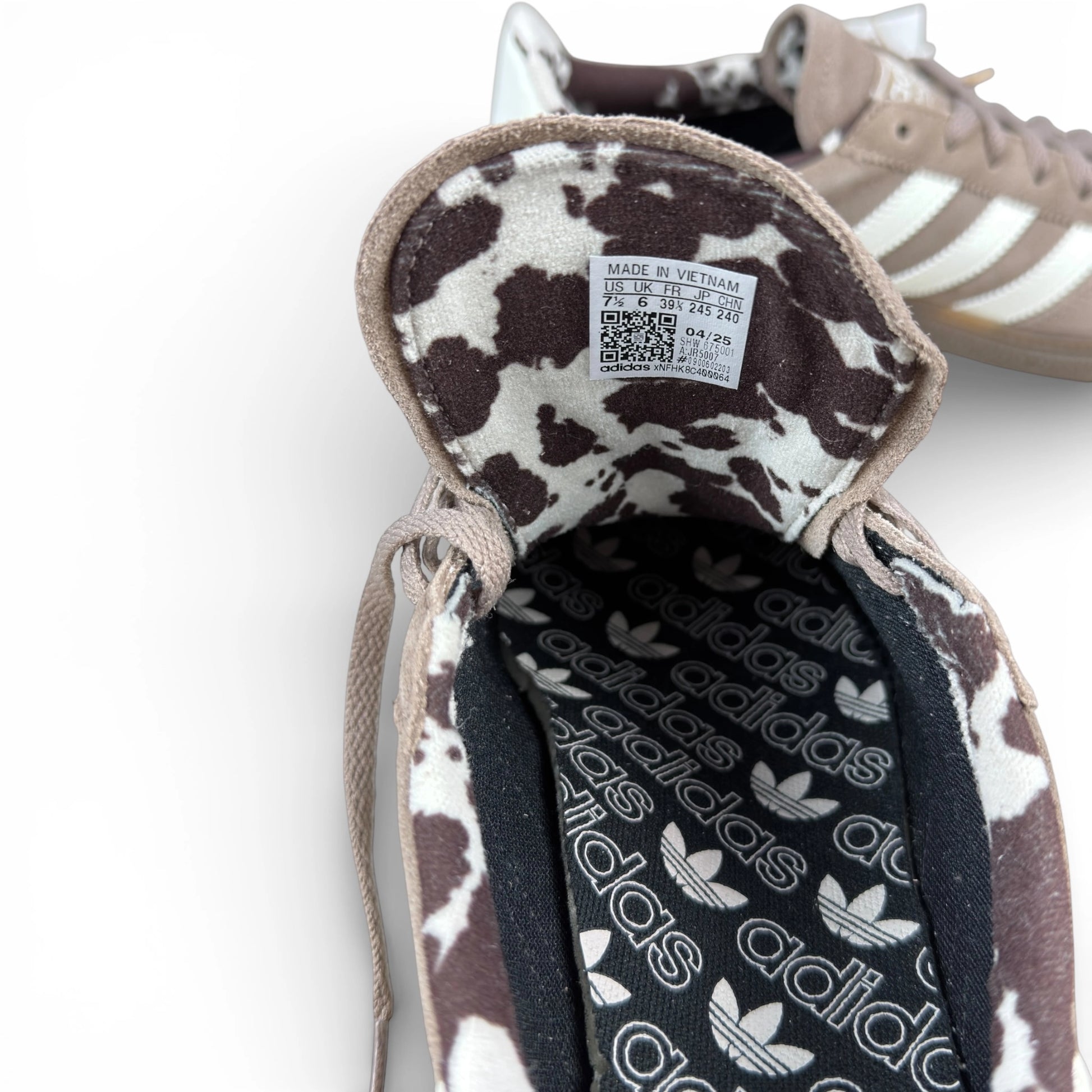 adidas Handball Spezial Chalky Brown Cow Print (Women’s) – size EU 39⅓, brand new with original box