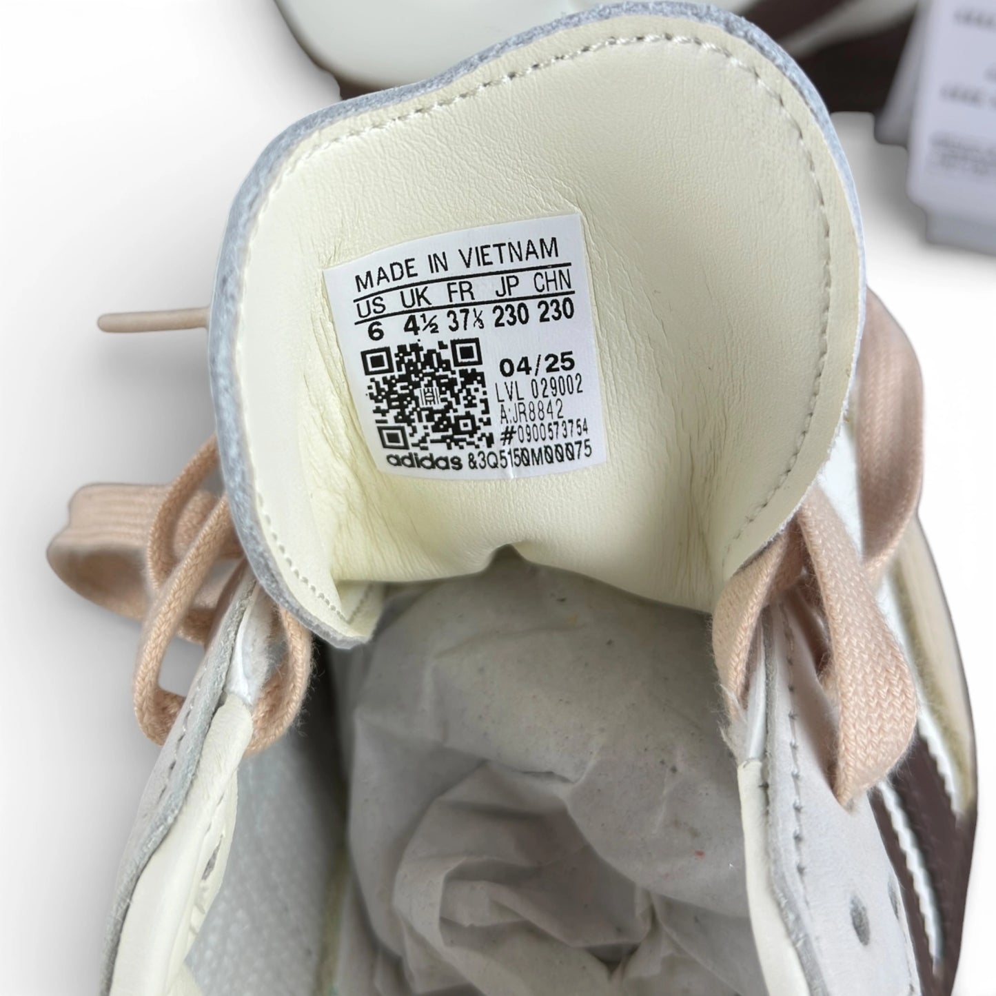 adidas Samba OG Off White Earth Strata Gum (Women’s) JR8842 – EU 37⅓, brand new with original box