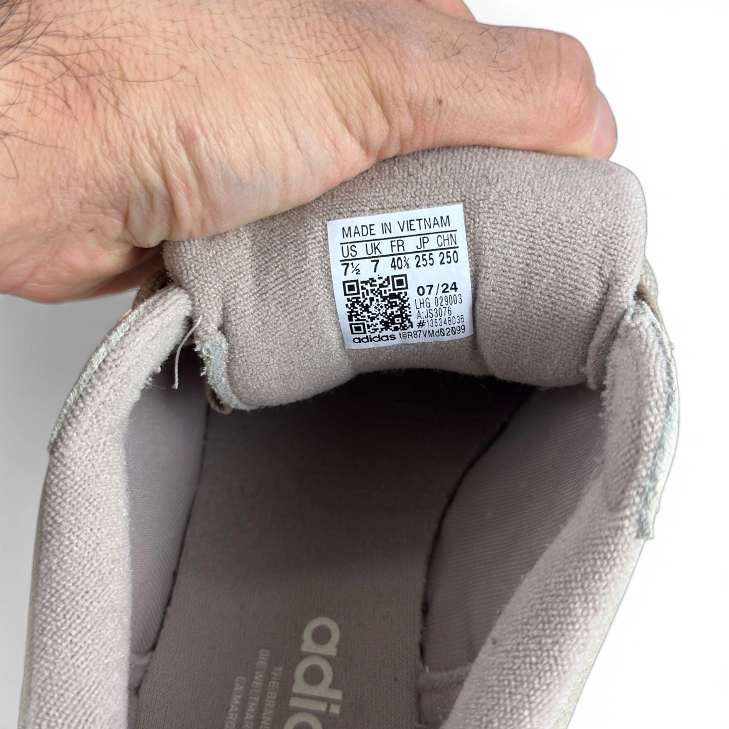 adidas Campus 00s Clay Brown JS3076 – EU 40 2/3, brand new with cut box