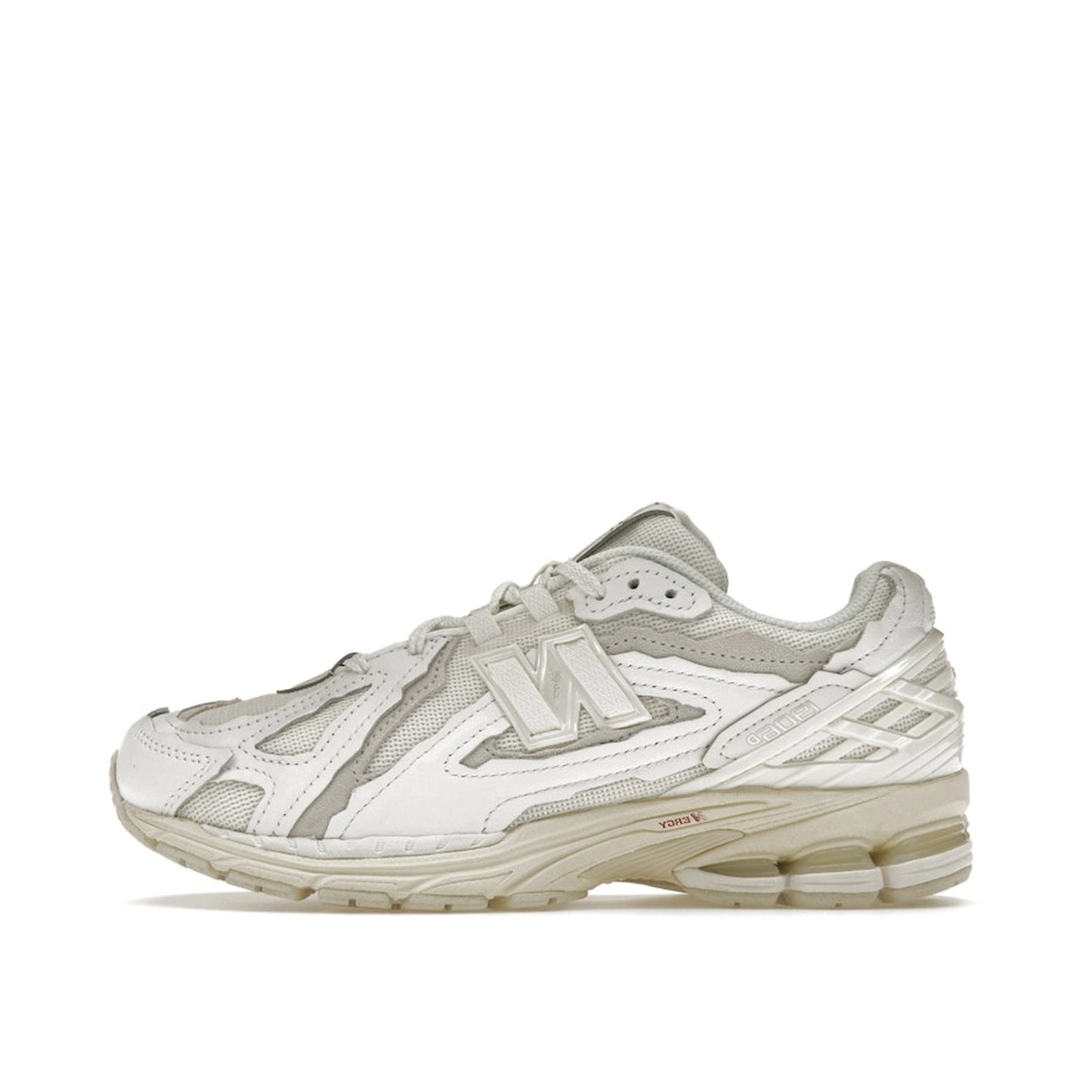 New Balance 1906D Protection Pack sneakers, side view, model M1906DE in total white.