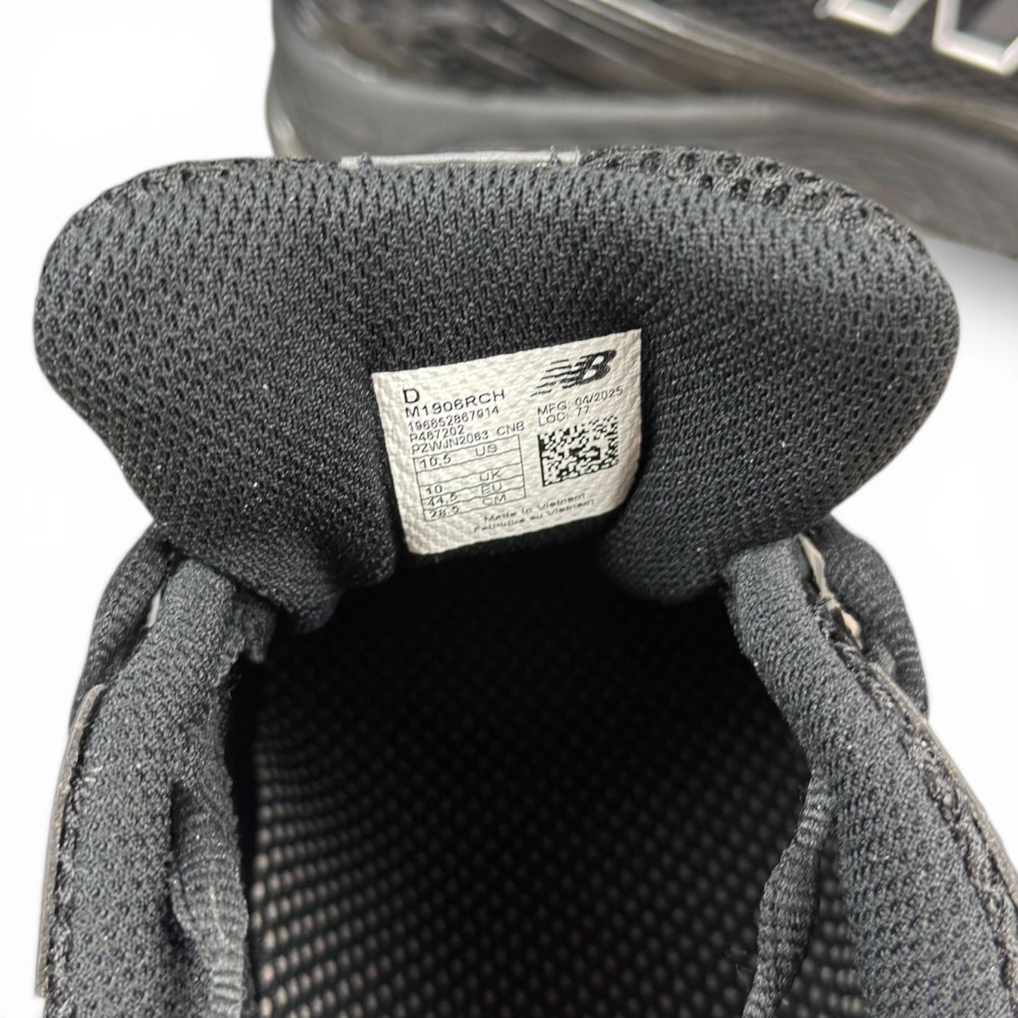New Balance 1906R Black Grey M1906RCH – EU 44.5, brand new with original box