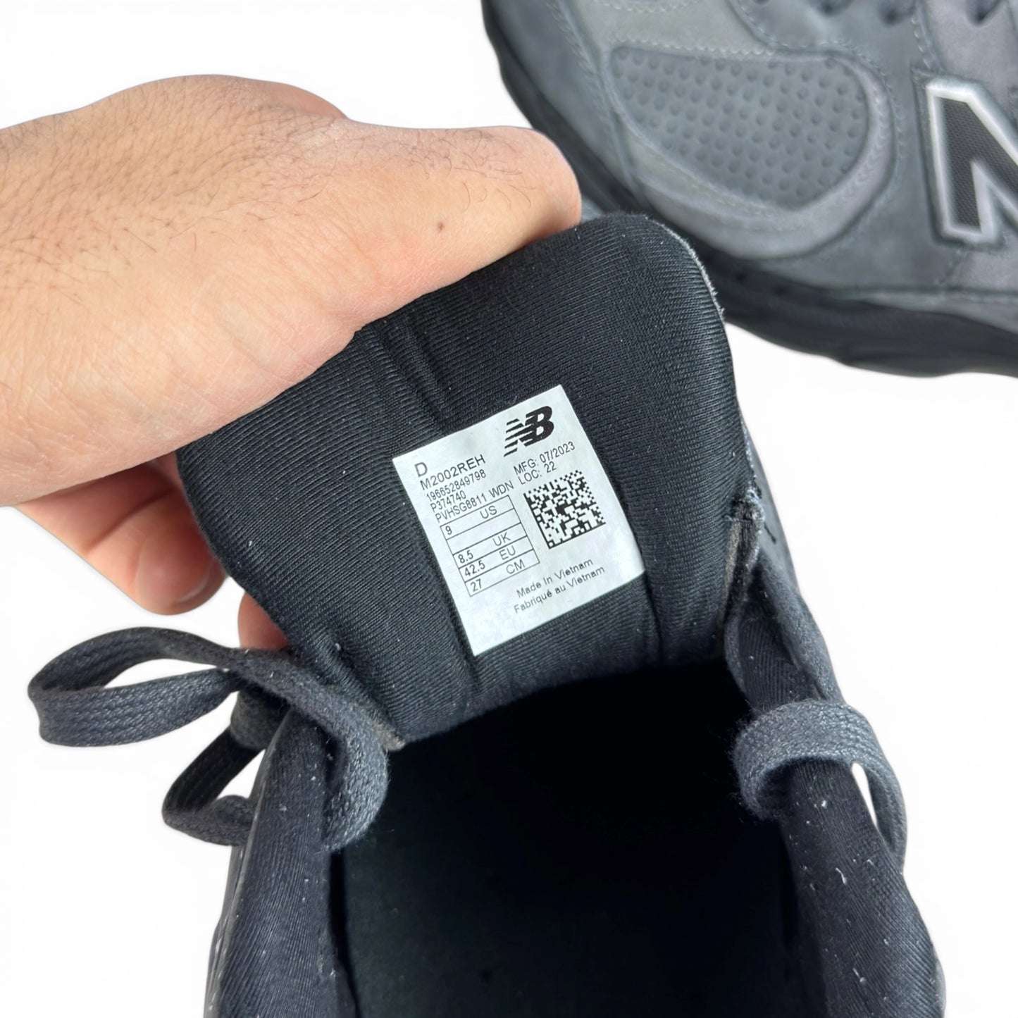 New Balance 2002R Castlerock Black M2002REH – EU 42.5, brand new with original box