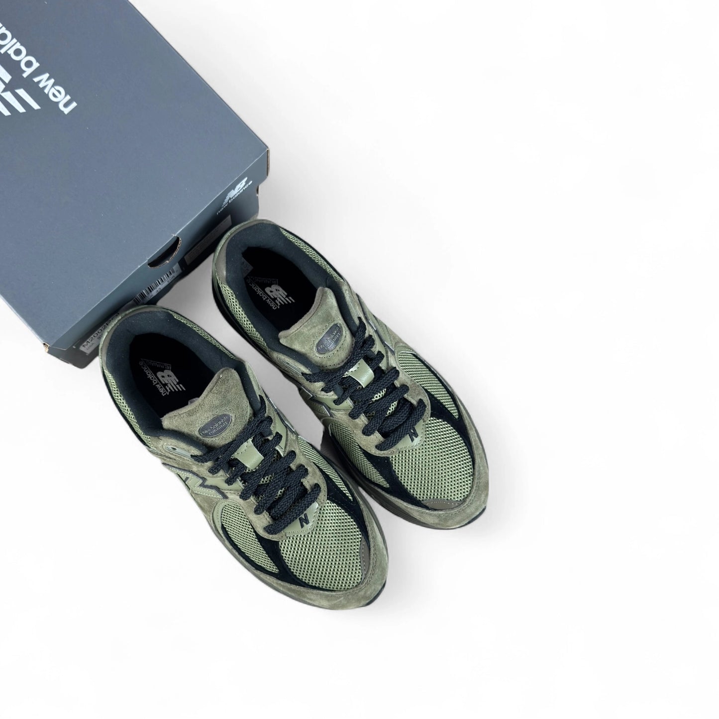 New Balance 2002R Dark Camo Dark Olivine M2002ROL – EU 43, brand new with original box