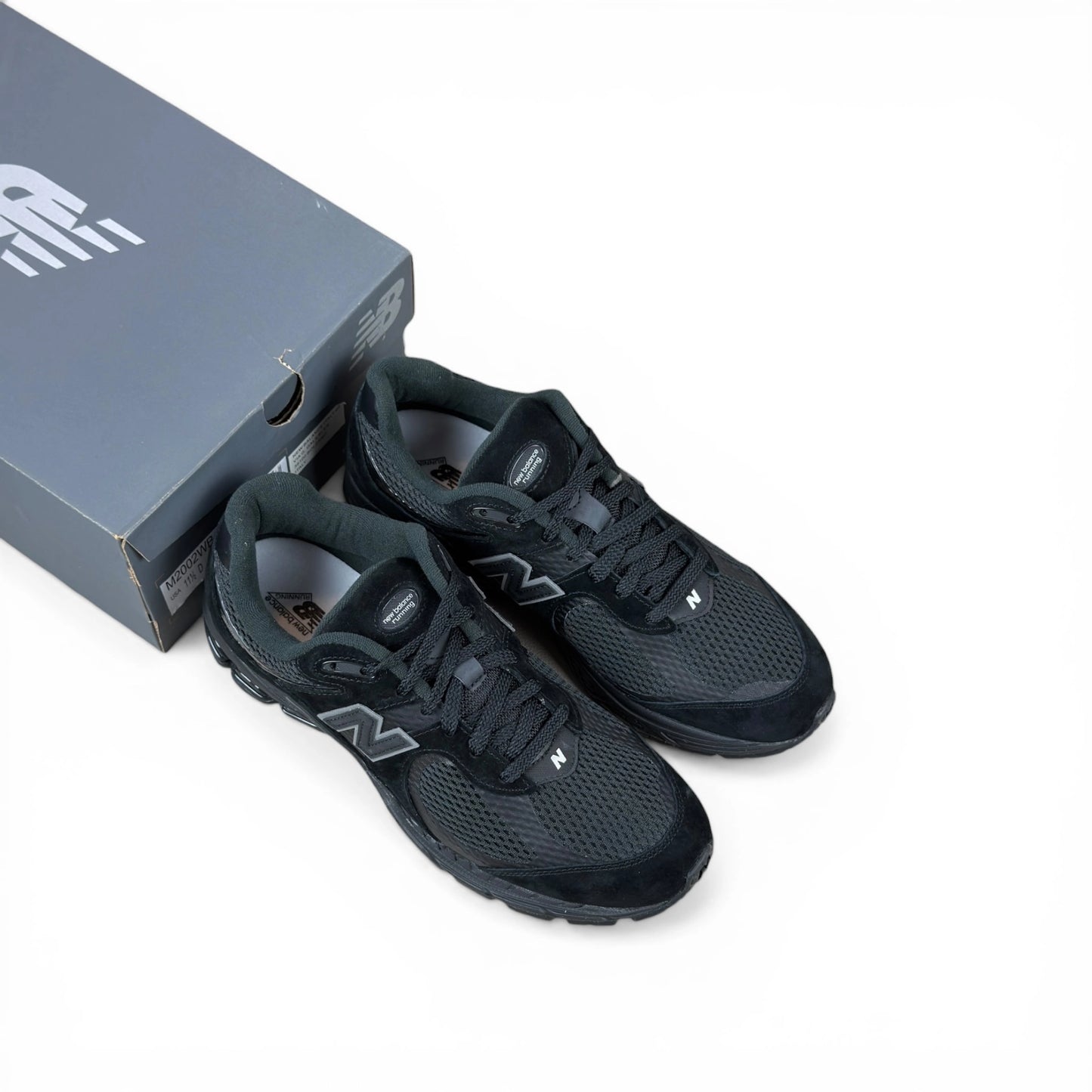 New Balance 2002R Mesh Black Metallic – EU 45.5, brand new authentic pair with box