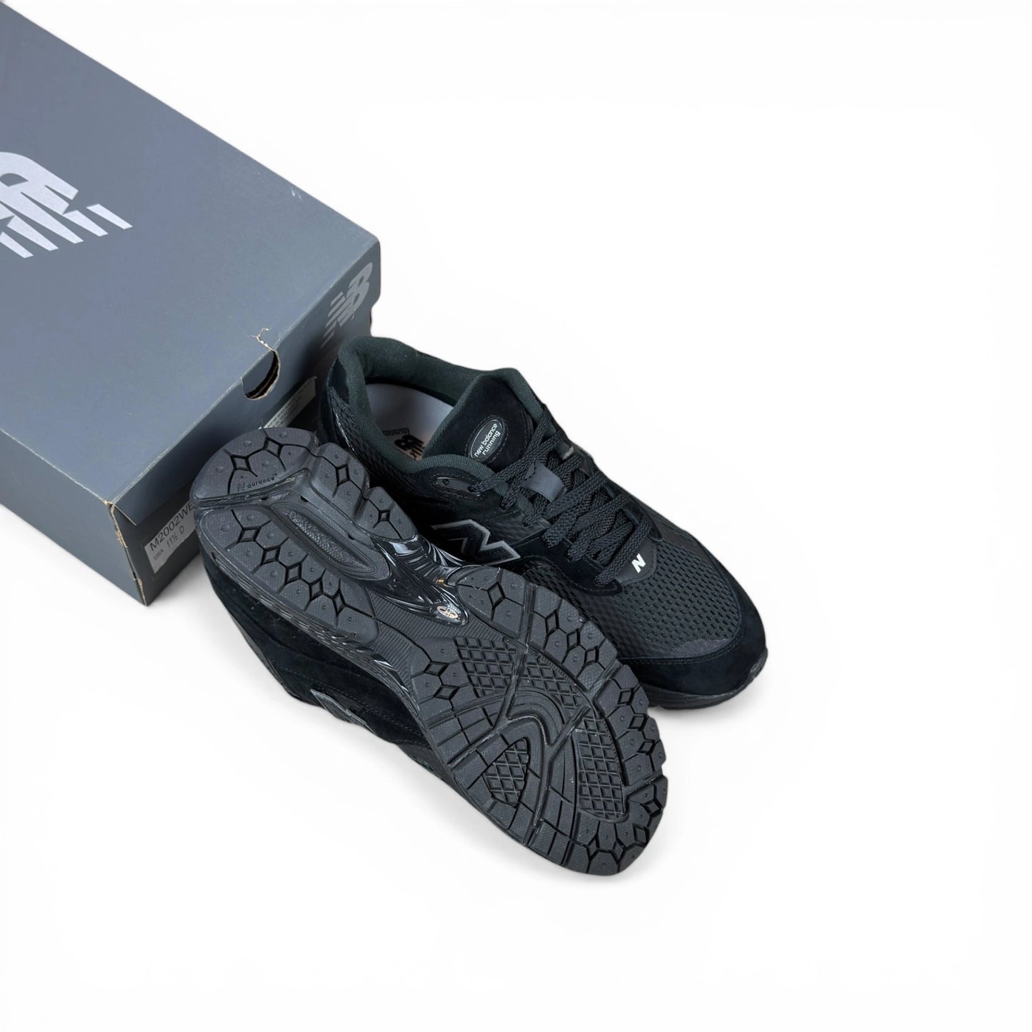 New Balance 2002R Mesh Black Metallic – EU 45.5, brand new authentic pair with box