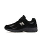 New Balance 2002R Gore‑Tex Protection Pack men’s shoes in black and magnet with mesh upper – image 3 of 4