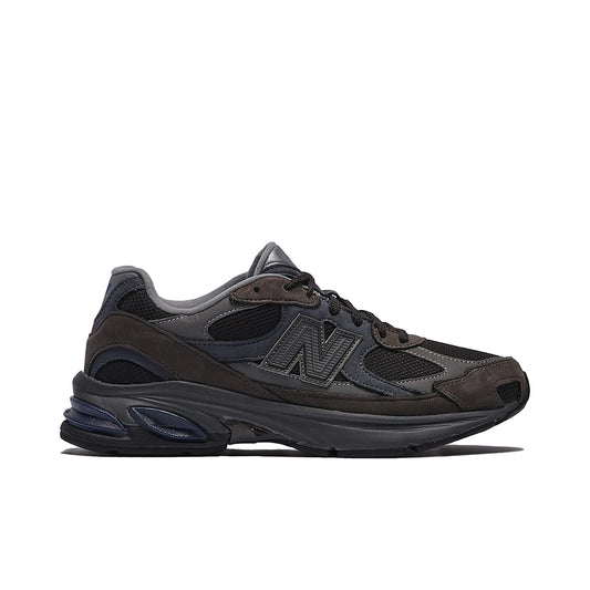 New Balance 2010 sneakers in tornado and faded black mesh with suede overlays