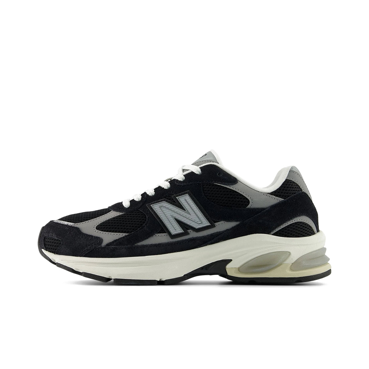 New Balance 2010 men's sneaker in black and silver mesh‑leather