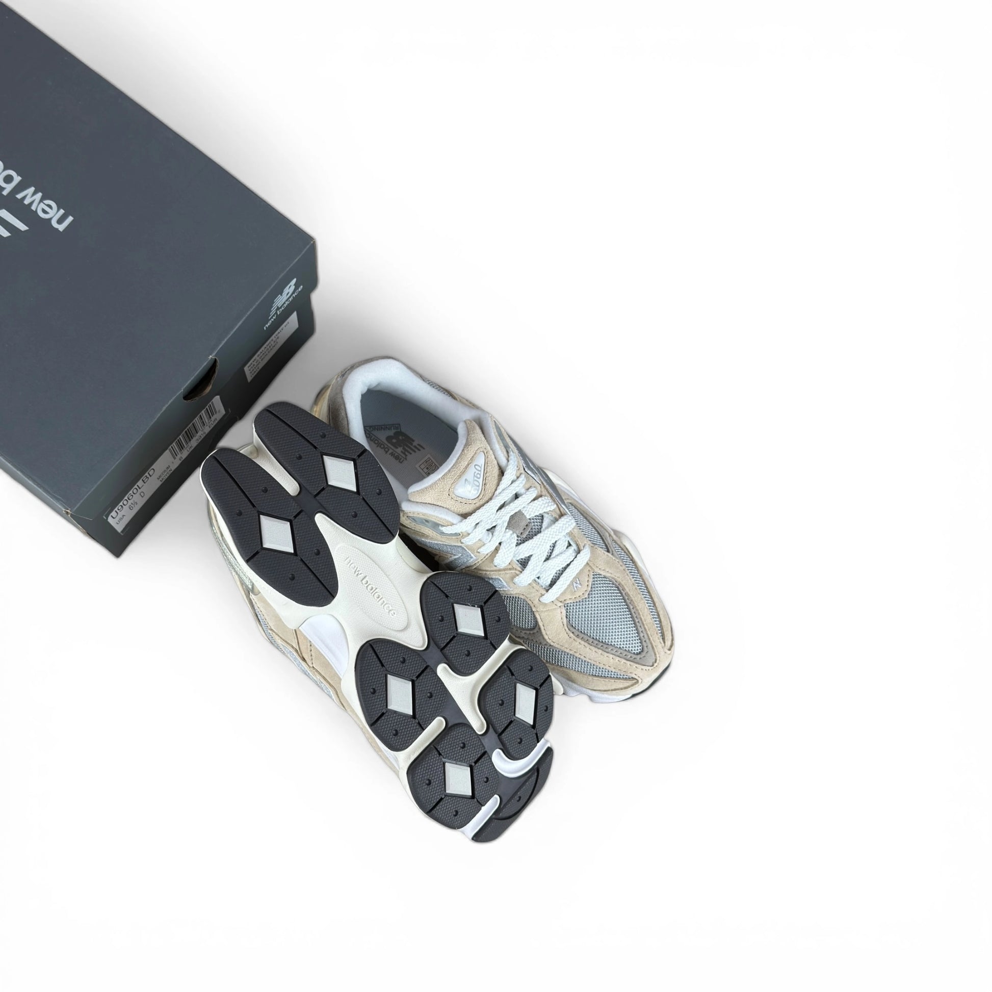 New Balance 9060 Incense Raincloud Arid Stone U9060LBD – EU 39.5, brand new with original box