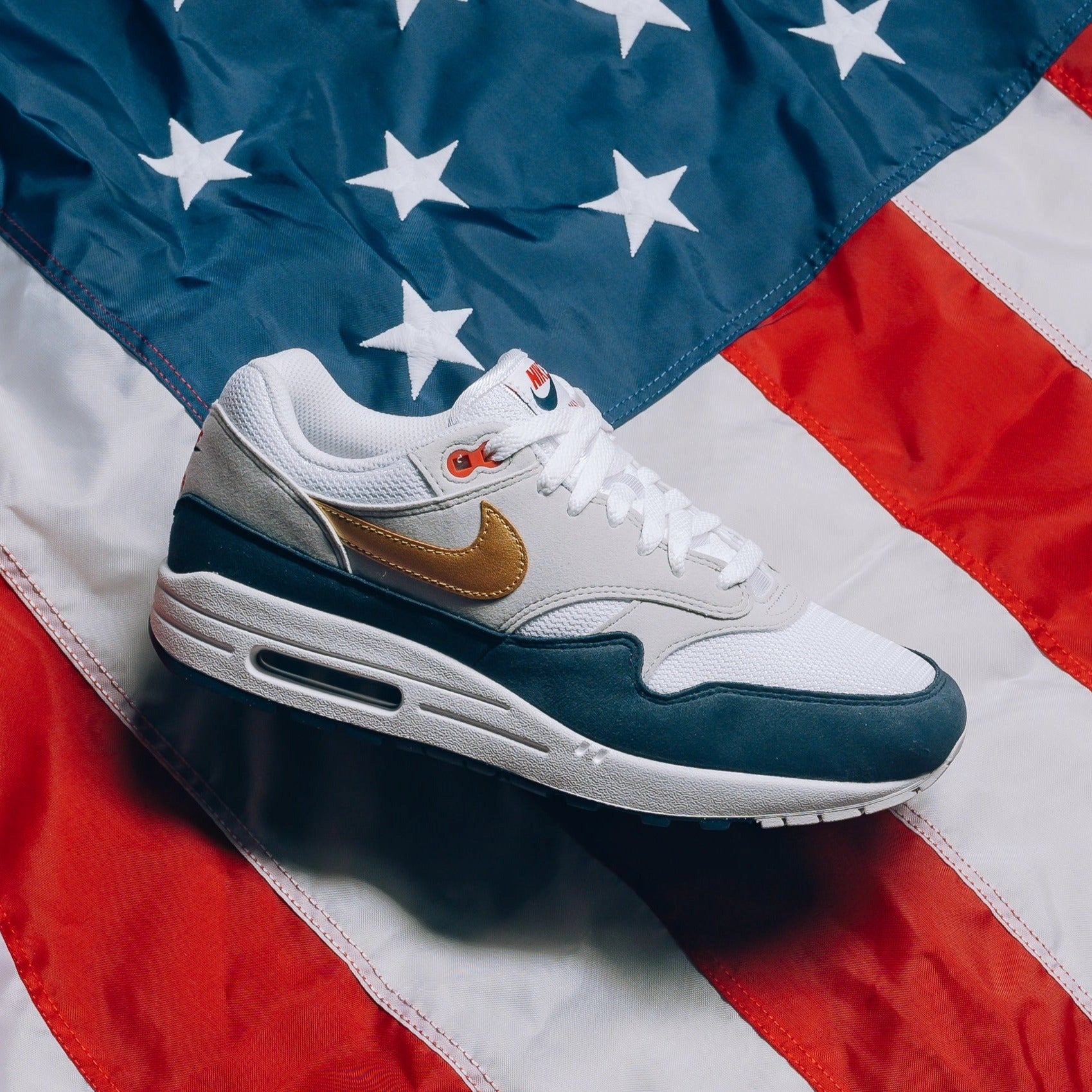 The Nike Air Max 1 Olympic brings iconic design and vibrant red, white, and blue hues to your collection.